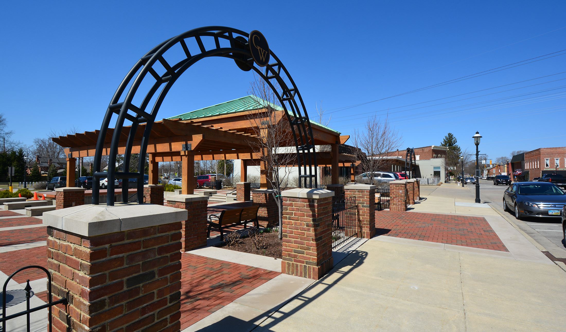 Stradley Place pergola and brick plaza on High Street in downtown Canal Winchester